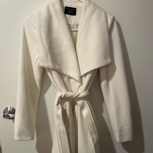 White robe jacket from Windsor